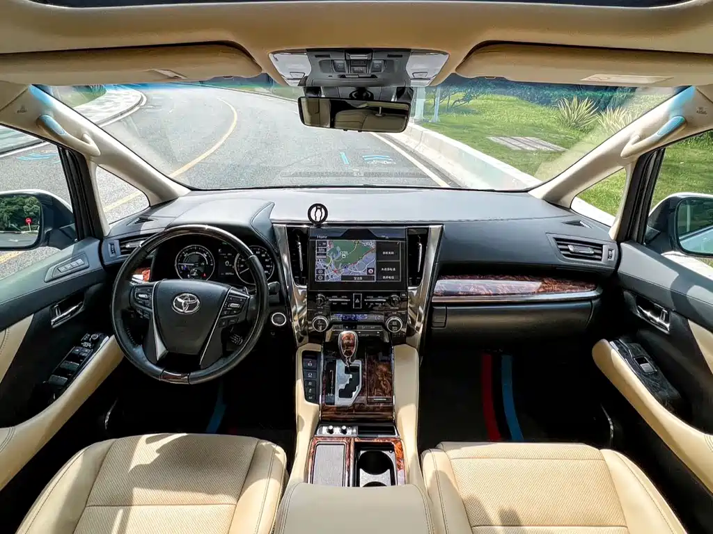 Alphard 2021 Hybrid 2.5L Luxury Edition