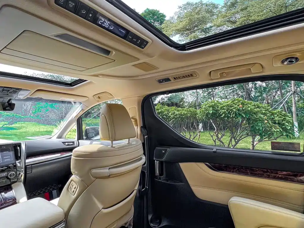 Alphard 2021 Hybrid 2.5L Luxury Edition