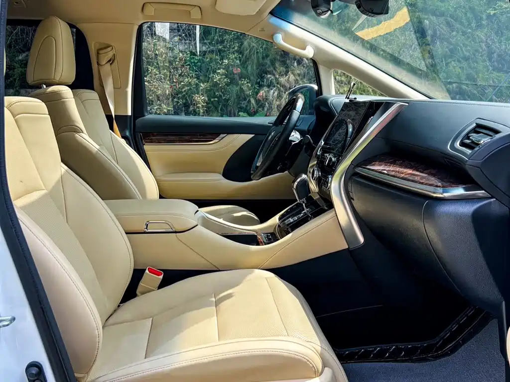 Alphard 2021 Hybrid 2.5L Luxury Edition
