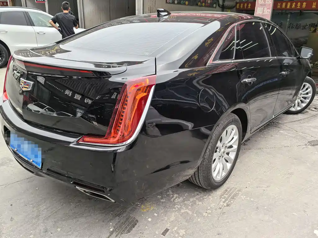 Cadillac XTS 2018 28T Tech