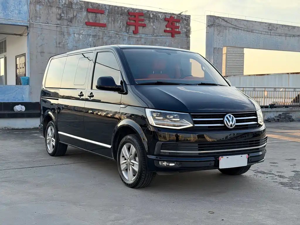 Volkswagen Multivan 2016 2.0TSI FWD Luxury Edition 7-Seater