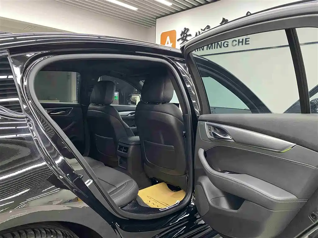 Cadillac CT5 2025 28T Track Performance Edition