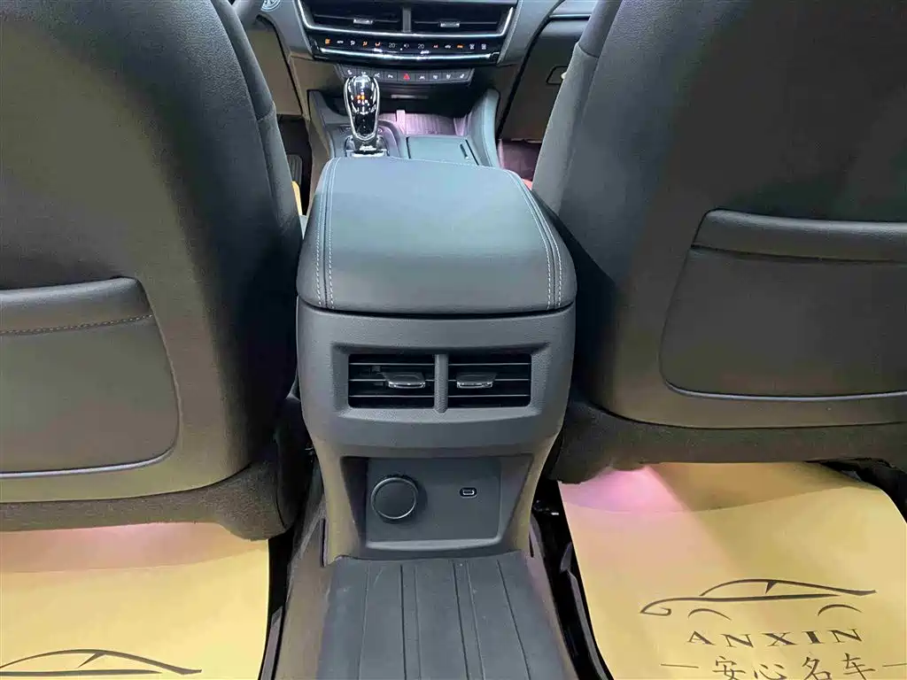 Cadillac CT5 2025 28T Track Performance Edition