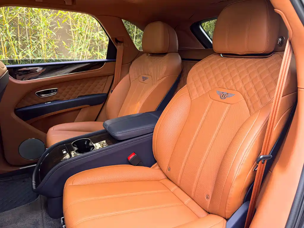 Bentley Bentayga 2021 3.0T PHEV