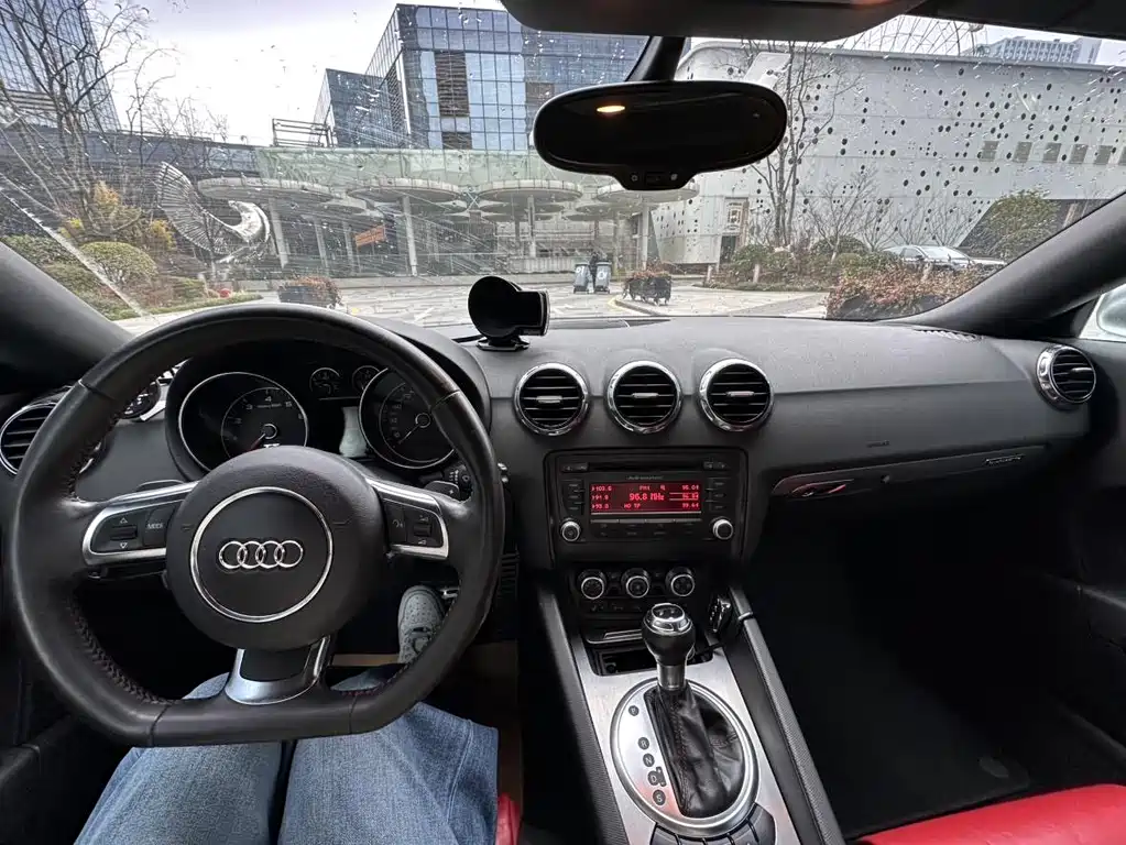 Audi TTS 2011 TTS Roadster 2.0TFSI quattro