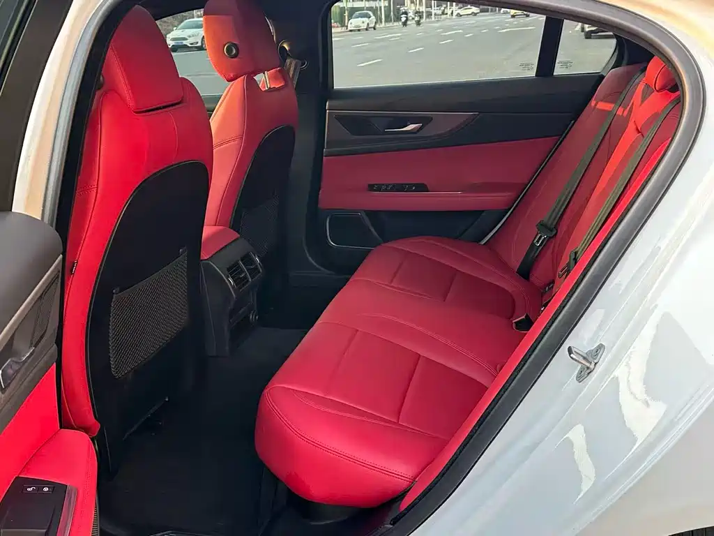 Jaguar XEL 2020 2.0T 200PS R-DYNAMIC S
