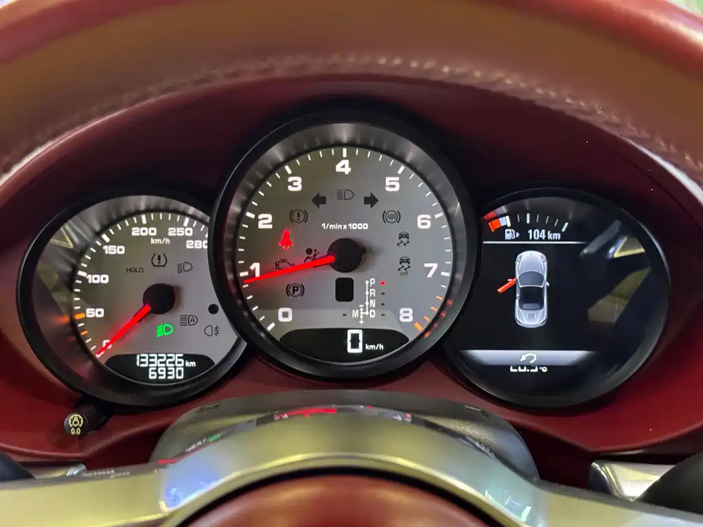 Porsche 718 Boxster 2.0T