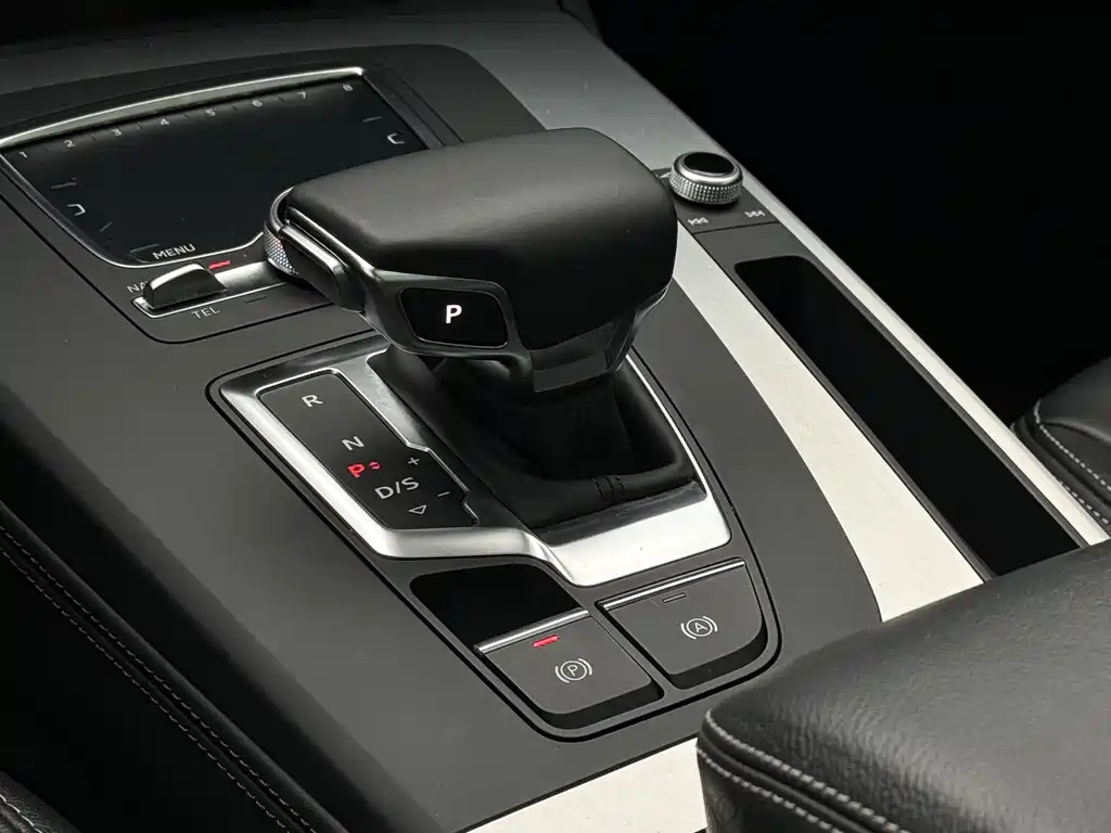 Audi Q5L 2020 40 TFSI Progressive