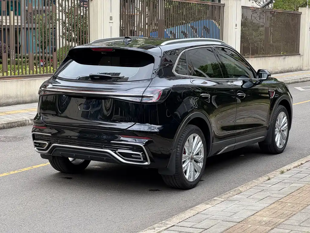 Hongqi HS5 2025 2.0T AWD Qi Xiang Pro Edition