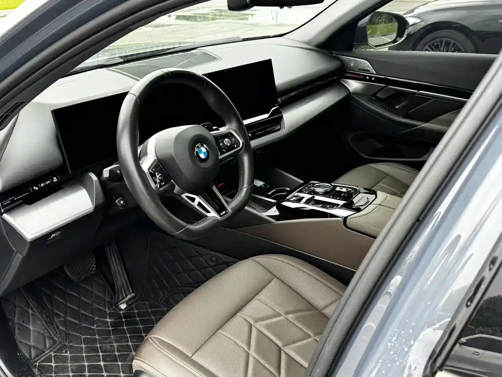 BMW 5 Series 2024 model 525Li M Sport Package