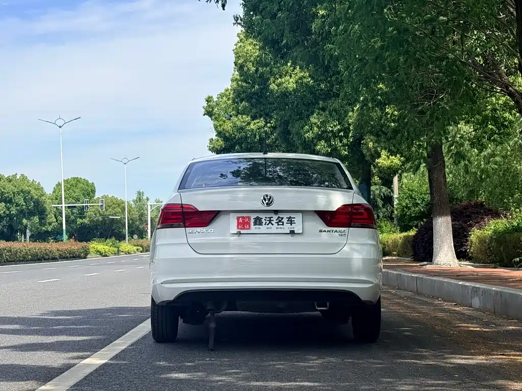 Santana 2016 1.6L Manual Fengshang Edition