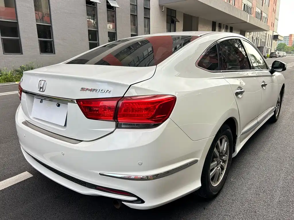 Honda Spirior 2015 2.0L Prestige Edition
