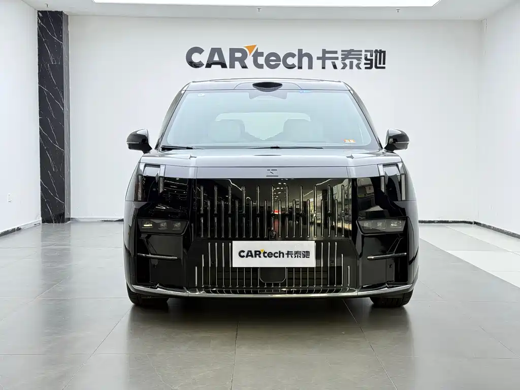 Zeekr 009 2024 Six-Seat Executive Edition AWD 108kWh