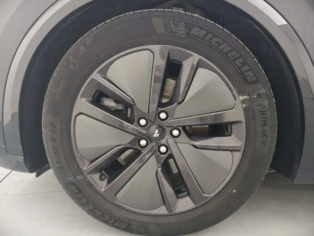 Li Auto L8 2024 Pro