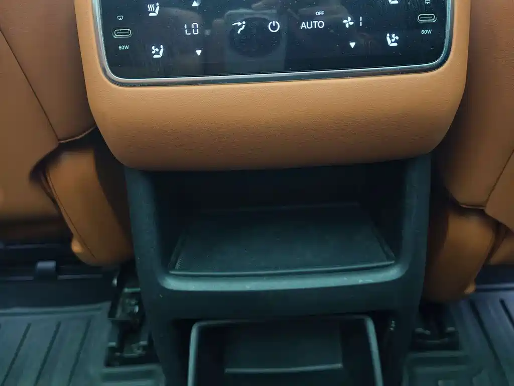 Li Auto L8 2024 Pro