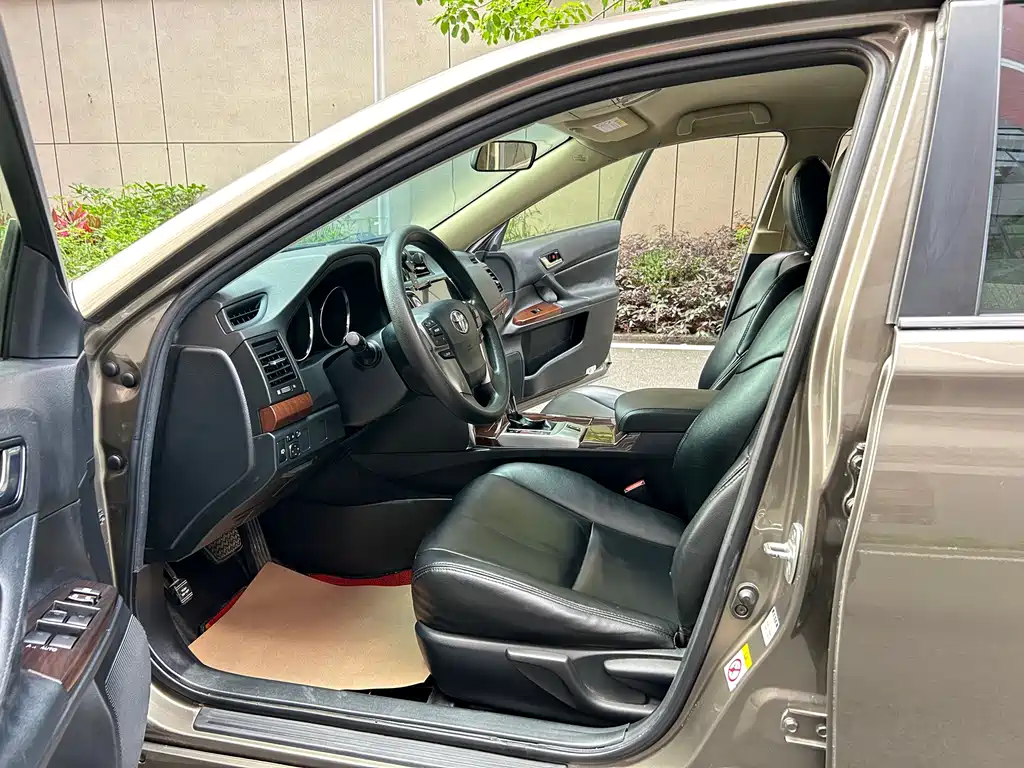 Reiz 2013 2.5S Jingrui Edition