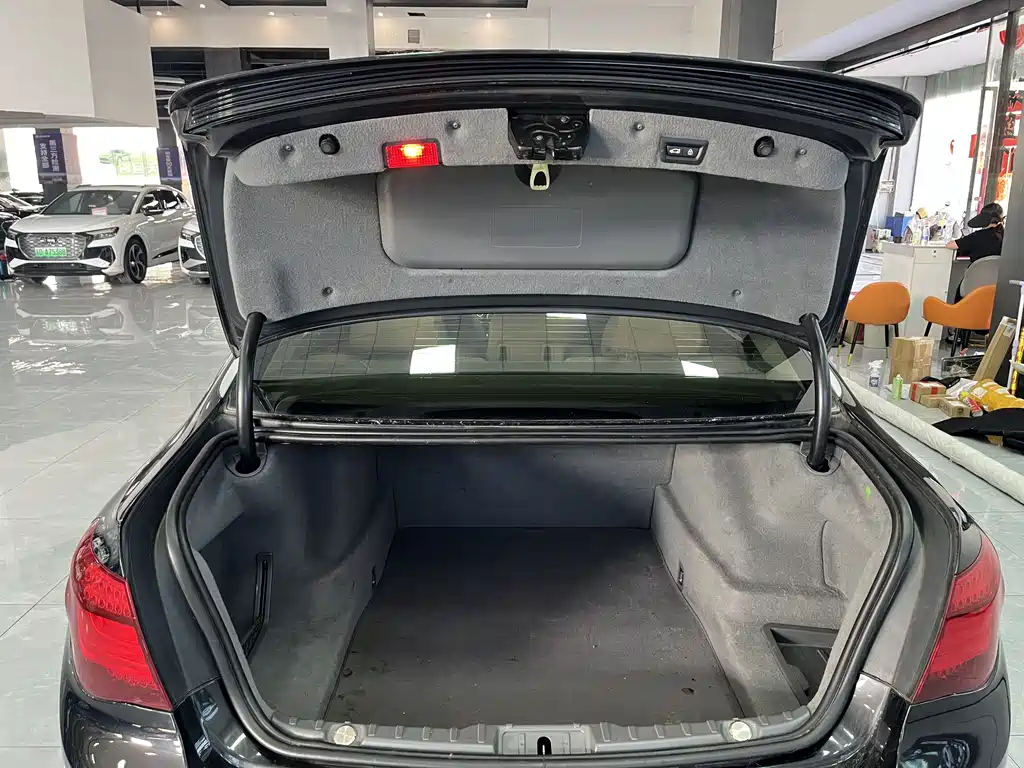 BMW 7 Series 2014 730Li Zhenxiang Edition