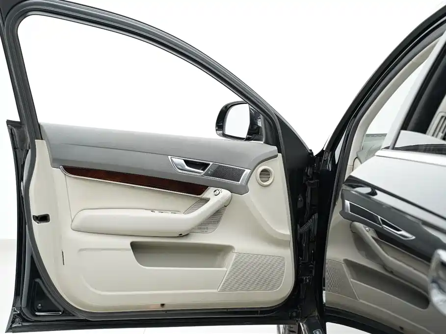 Audi A6L 2010 2.4L Technology Trim