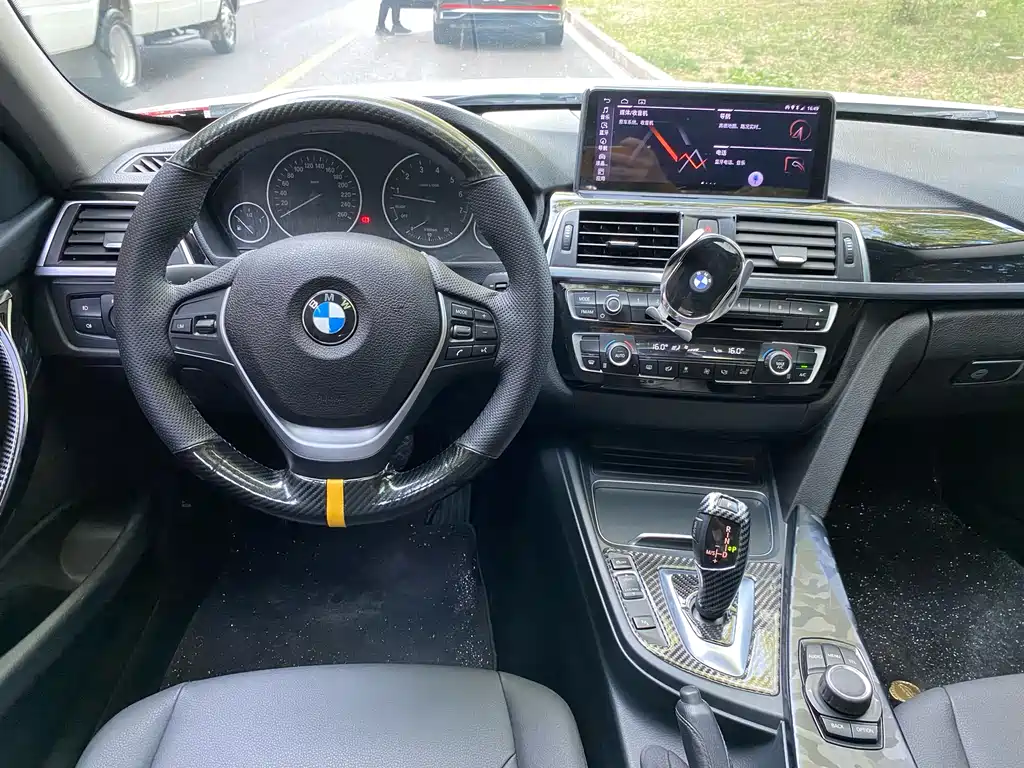 BMW 3 Series 2016 320Li Entry Level