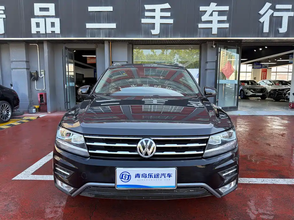 Volkswagen Tiguan L 2018 Facelift 330TSI Automatic FWD Luxury Edition