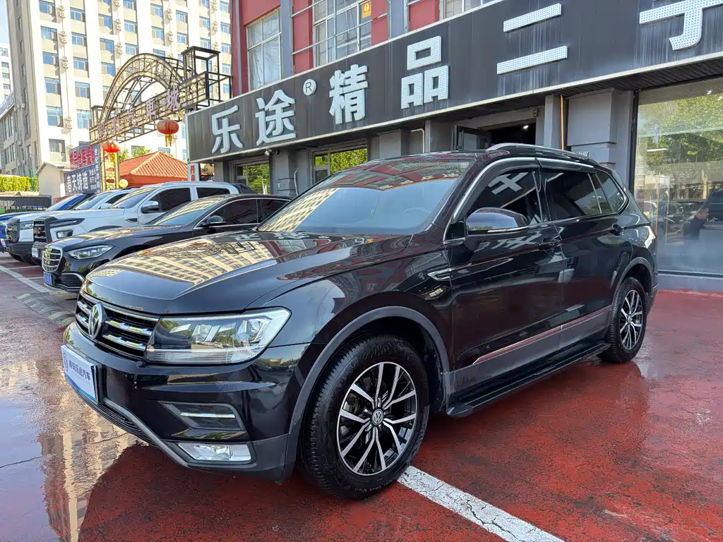 Volkswagen Tiguan L 2018 Facelift 330TSI Automatic FWD Luxury Edition