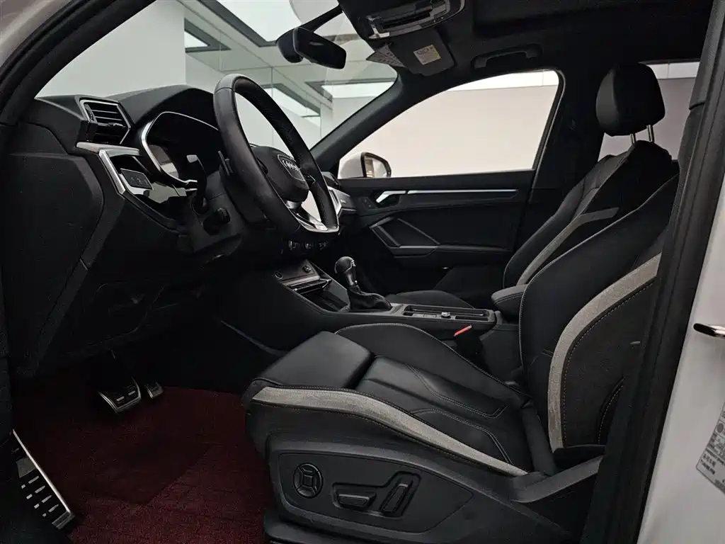 Audi Q3 2024 35 TFSI Fashion Dynamic