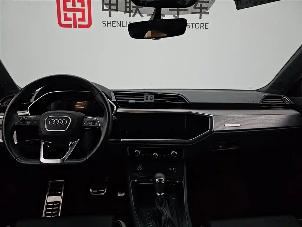 Audi Q3 2024 35 TFSI Fashion Dynamic