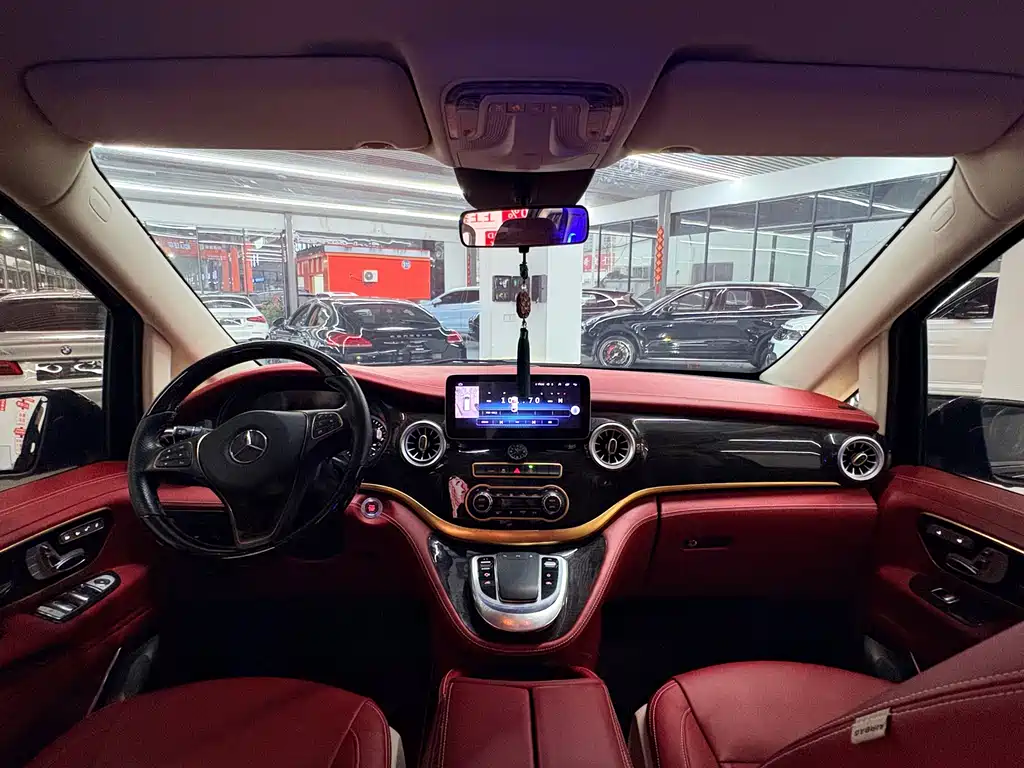 Mercedes-Benz Vito 2021 2.0T Business Edition 7-Seater