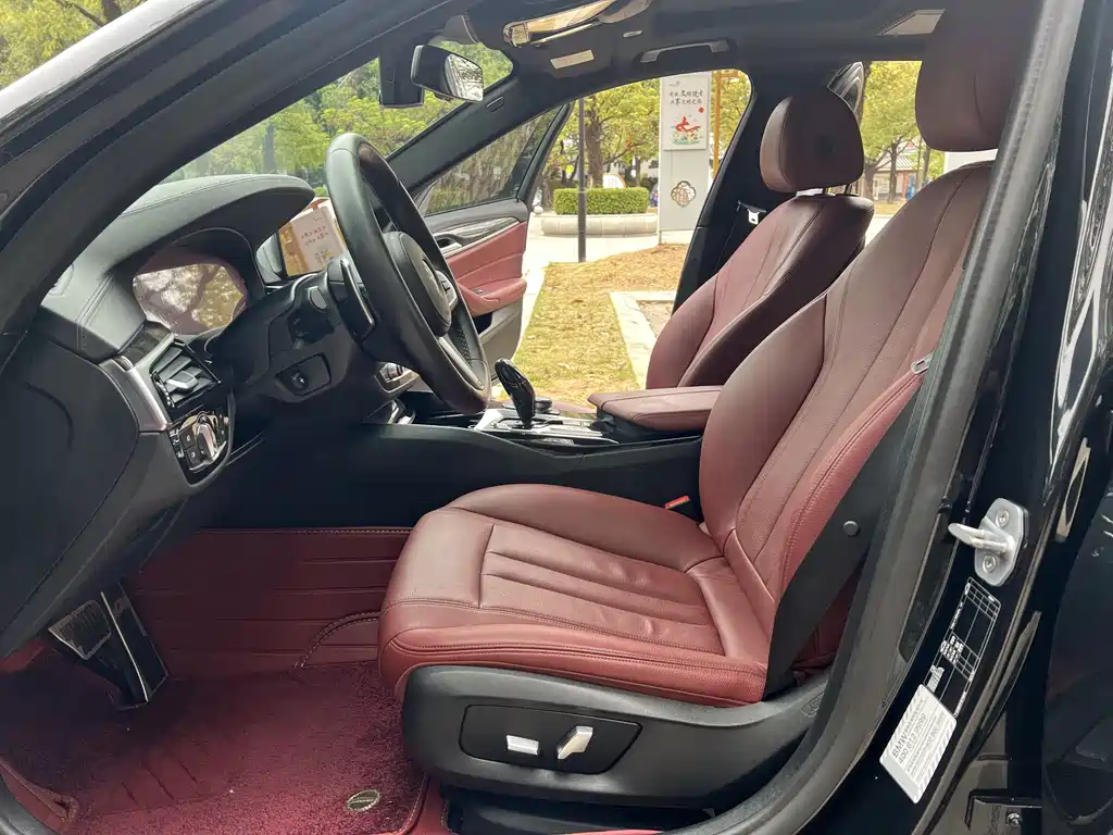 BMW 5 Series 2019 Facelift 530Li Leading Edition M Sport Package