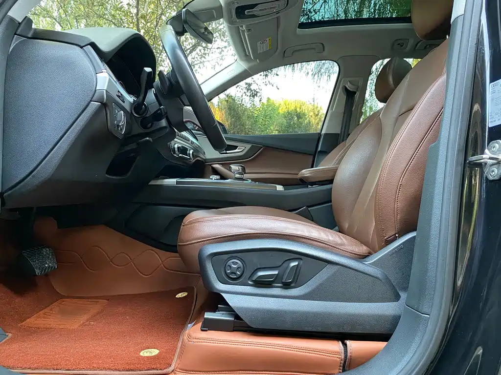 Audi Q7 e-tron 2019 55 e-tron
