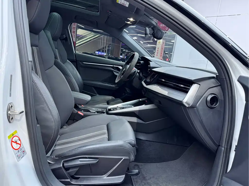 Audi A3 2022 Sportback 35 TFSI Fashion Sport Edition