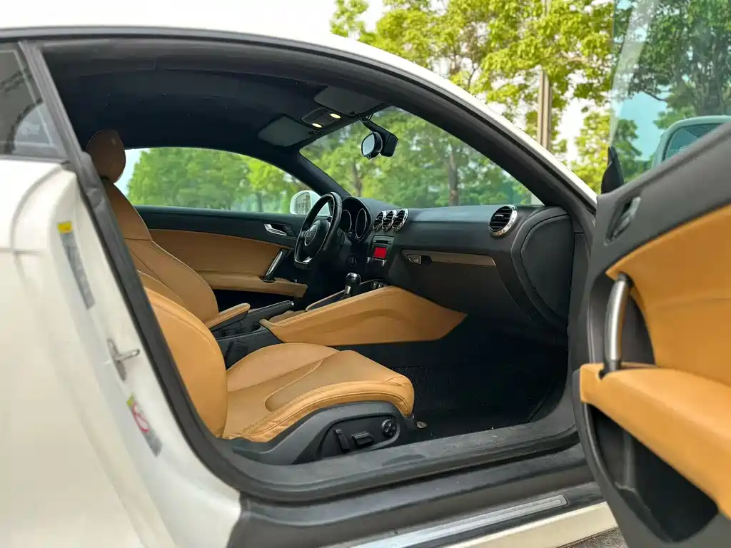 Audi TT 2011 TT Coupe 2.0TFSI