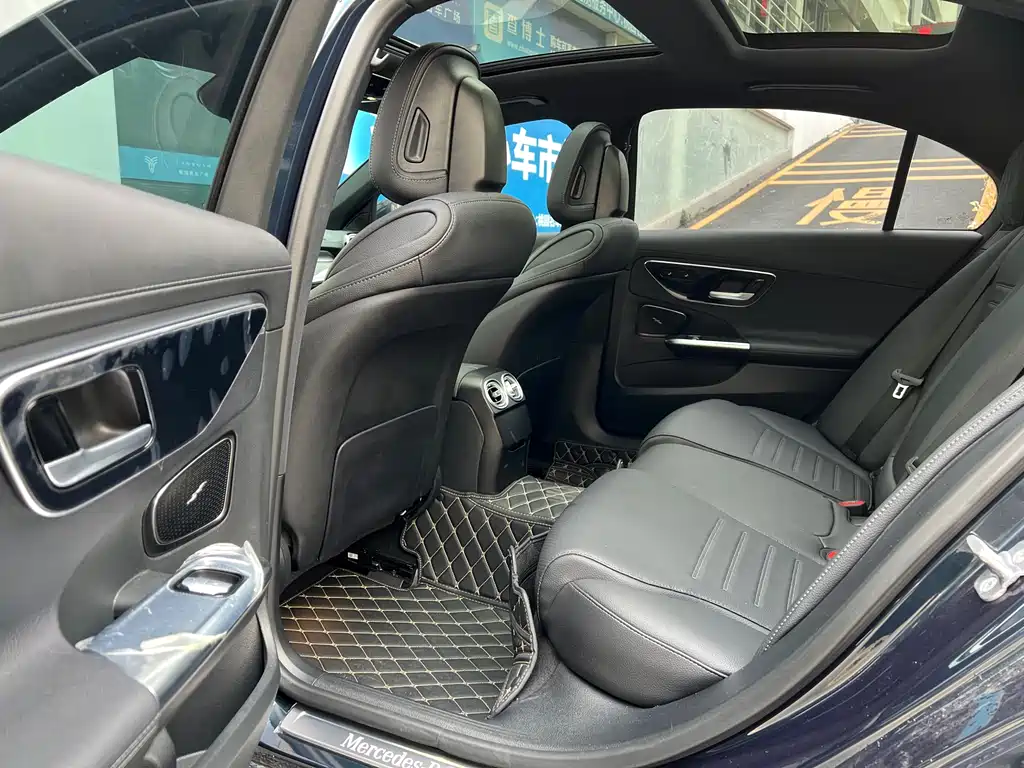 Mercedes-Benz C-Class 2024 Facelift II C 260 L Sport Edition