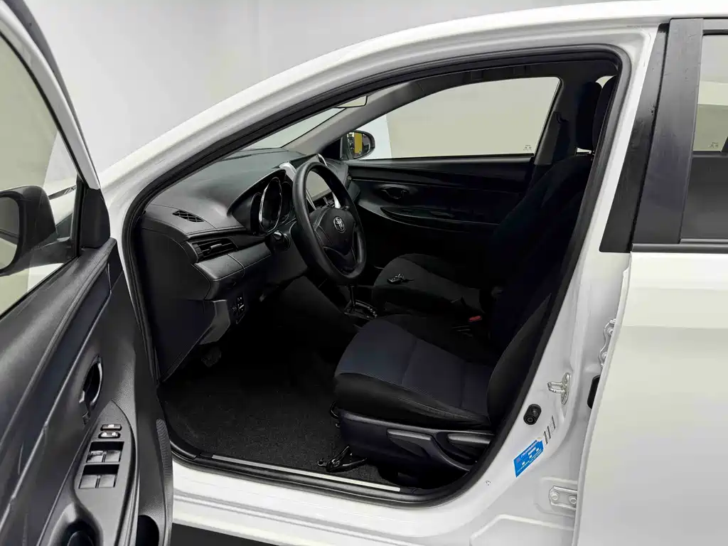Yaris L Zhixuan 2019 1.5E CVT Meidong Edition China VI