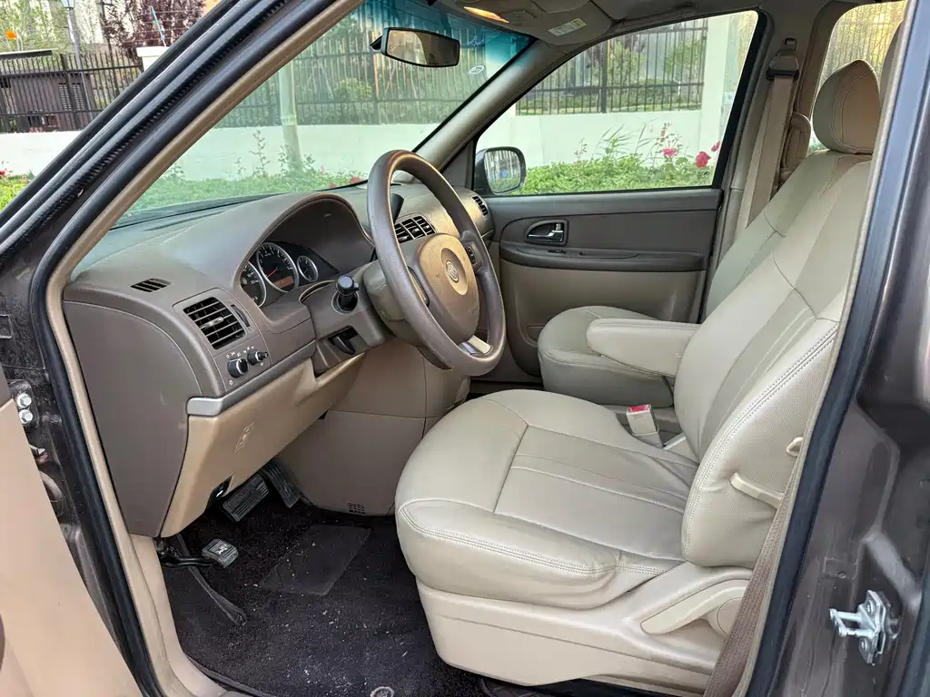 Buick GL8 2014 2.4L Classic Edition