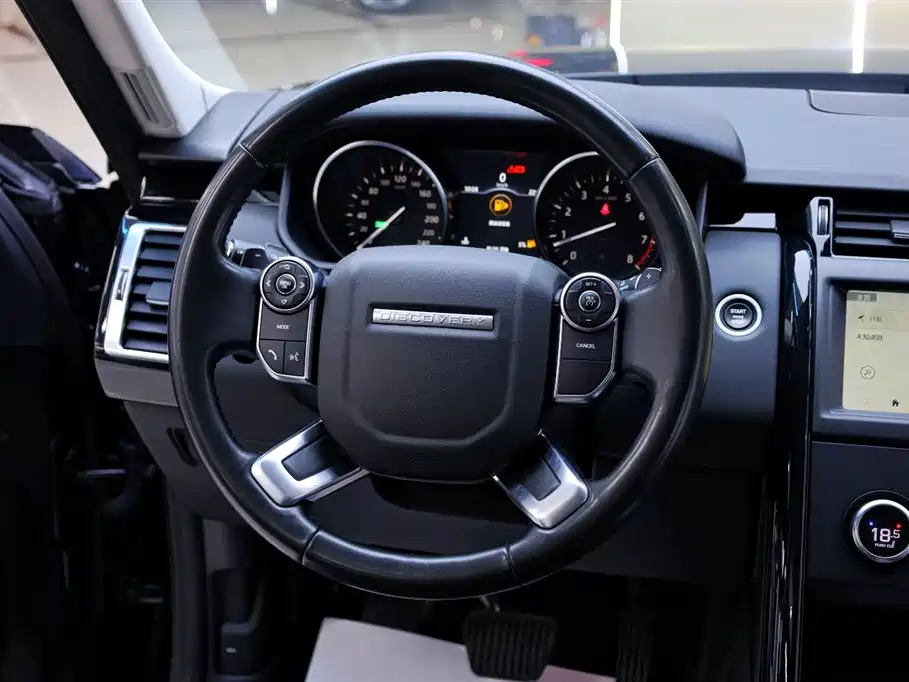 Land Rover Discovery 2018 3.0 SC V6 SE