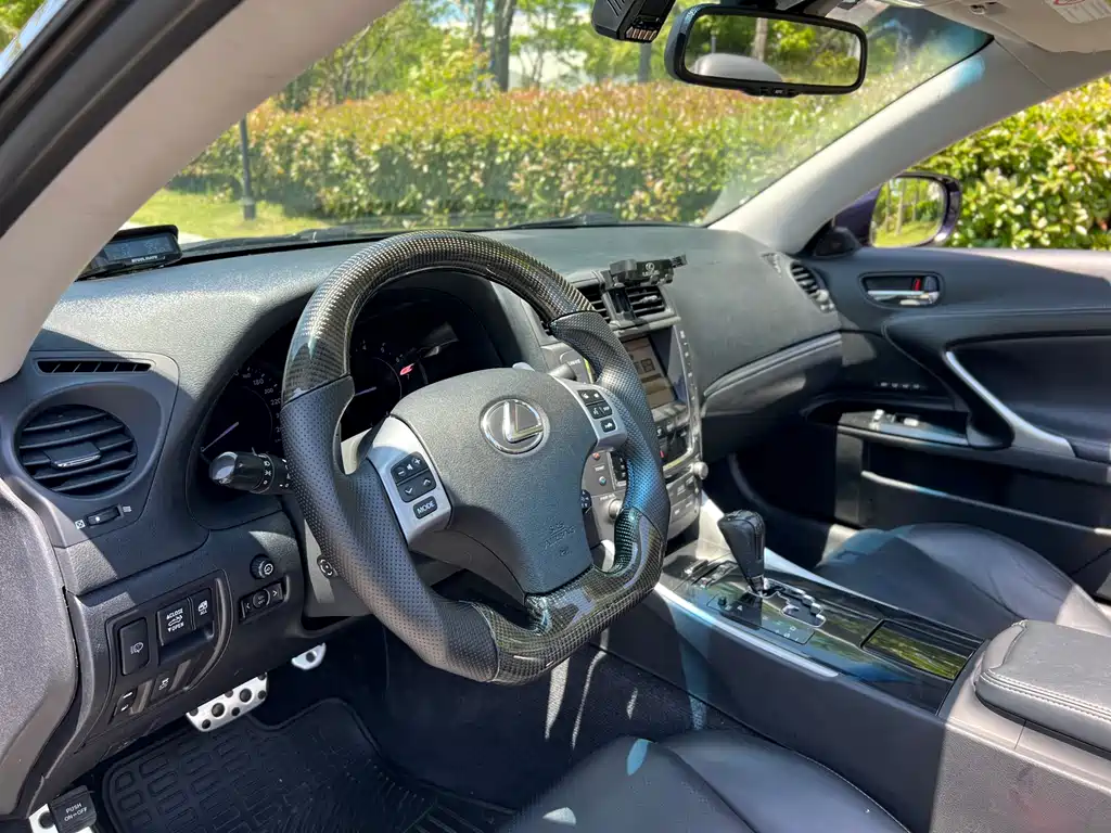 Lexus IS 2011 250C