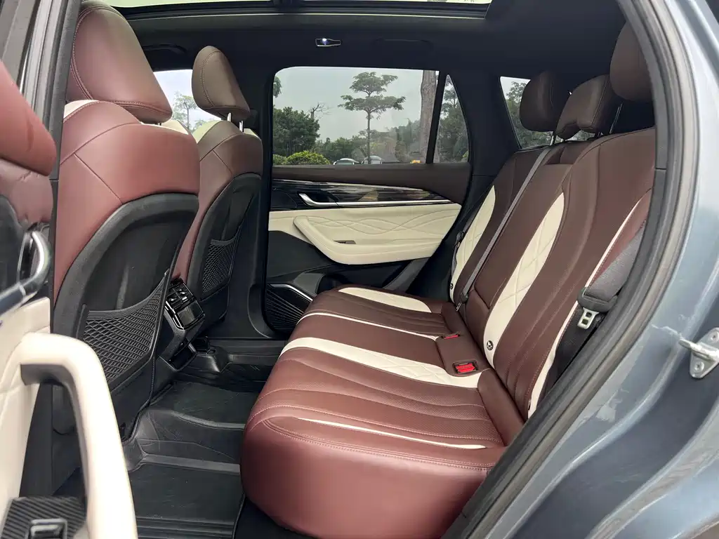 Geely Xingyue L 2021 2.0TD High Power Automatic AWD Flagship Edition