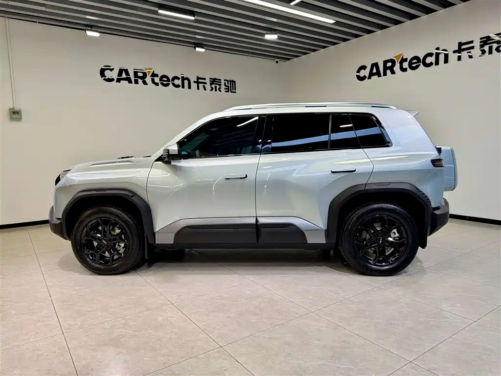 Titan 3 2025 501KM RWD Max