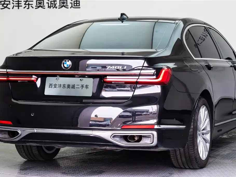 BMW 7 Series 2021 730Li Luxury Package