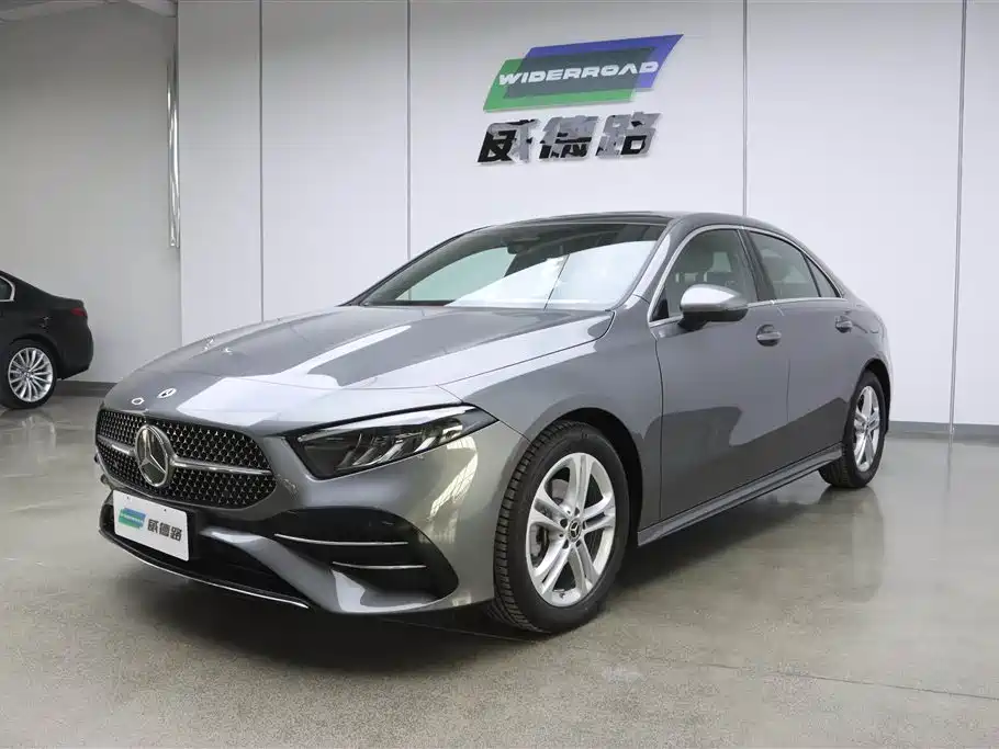 Mercedes-Benz A-Class 2025 A 180 L