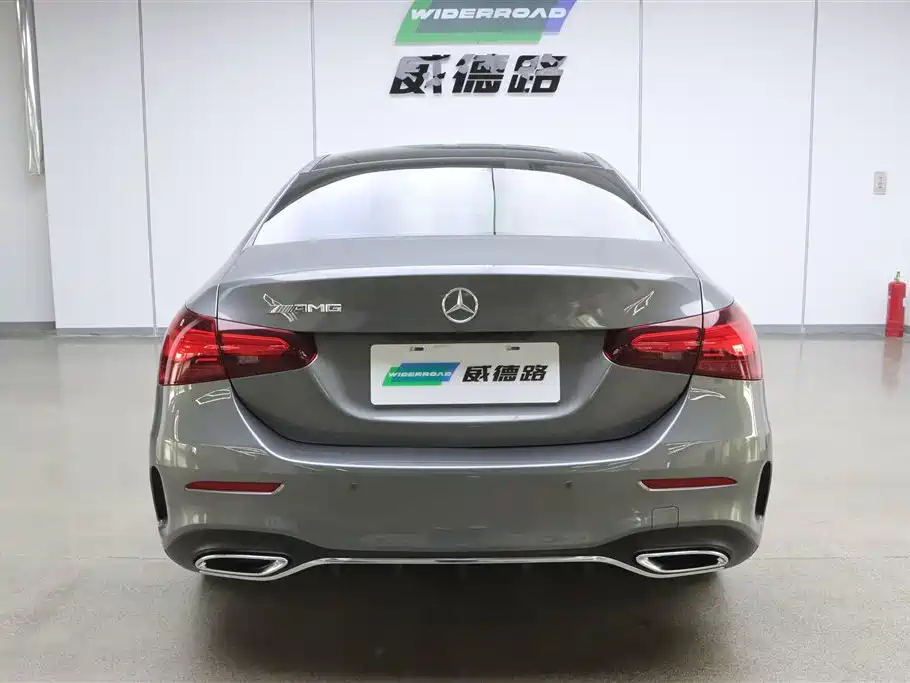 Mercedes-Benz A-Class 2025 A 180 L