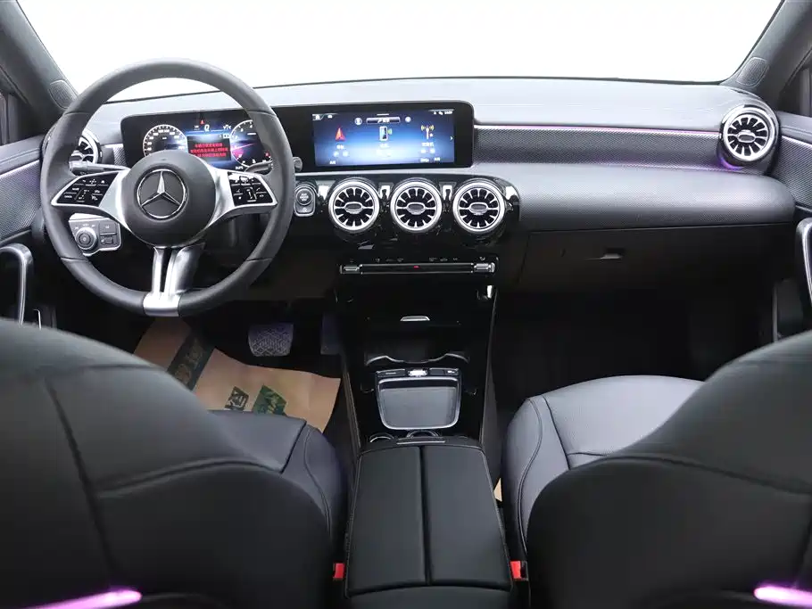 Mercedes-Benz A-Class 2025 A 180 L
