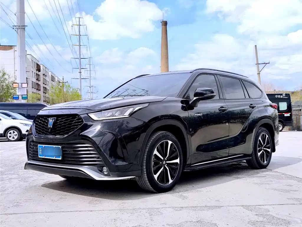 Toyota Crown Kluger 2023 2.5L HEV AWD Premium