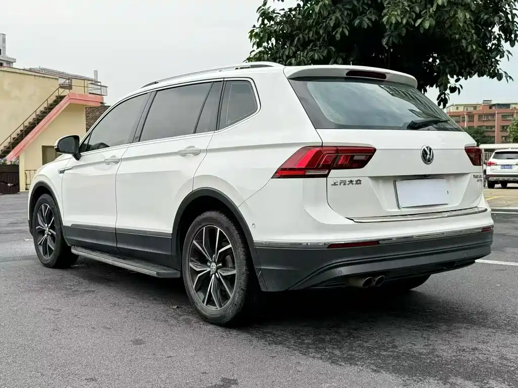 Volkswagen Tiguan L 2019 330TSI Auto 2WD Intelligent Dynamic Luxury Edition China VI