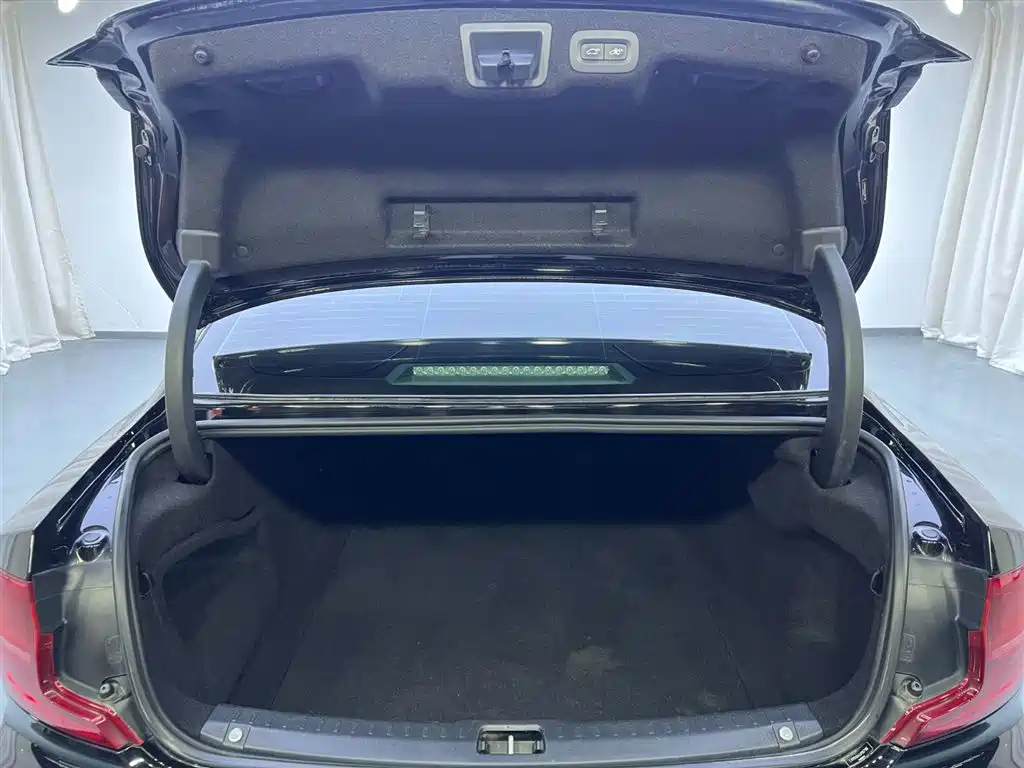 Volvo S90 2018 T5 Inscription