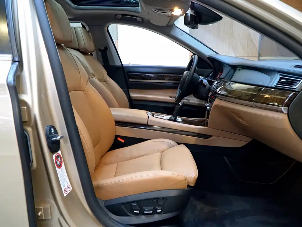 BMW 7 Series 2010 760Li