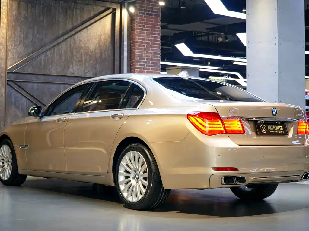 BMW 7 Series 2010 760Li
