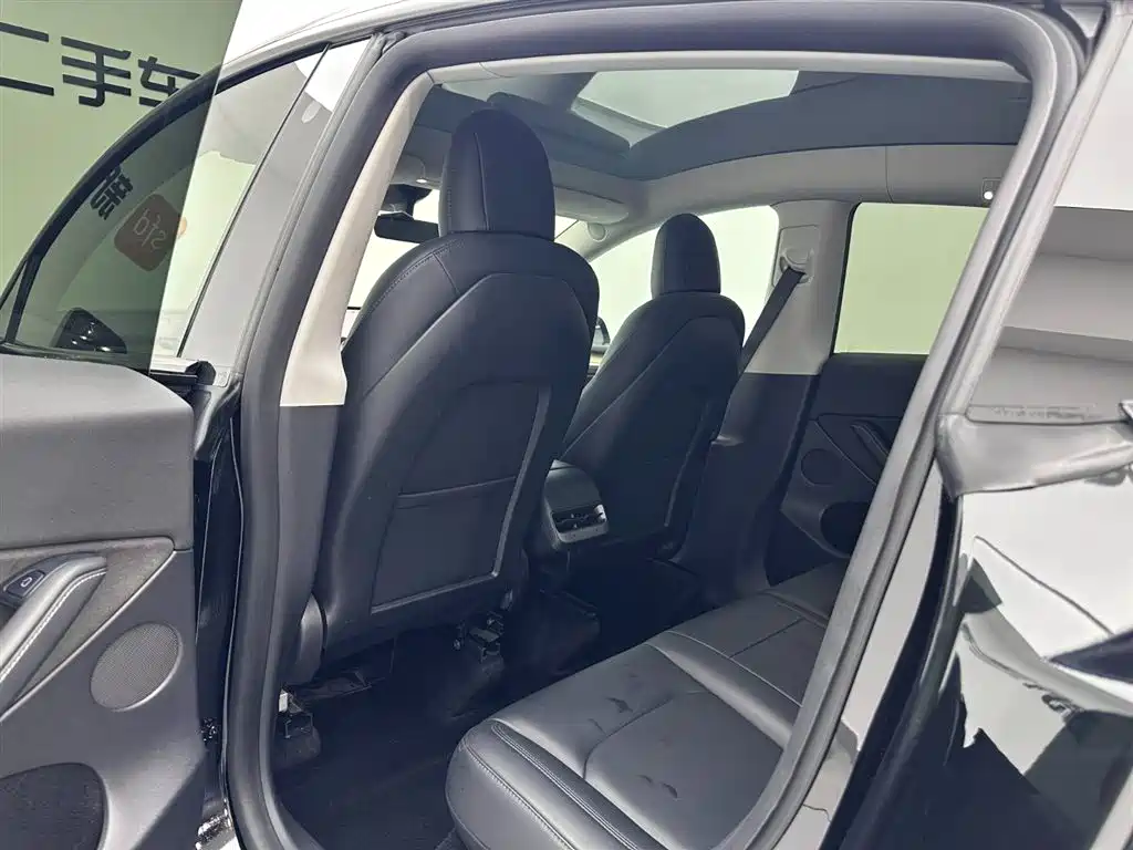 Model Y 2021 Standard Range Rear-Wheel Drive