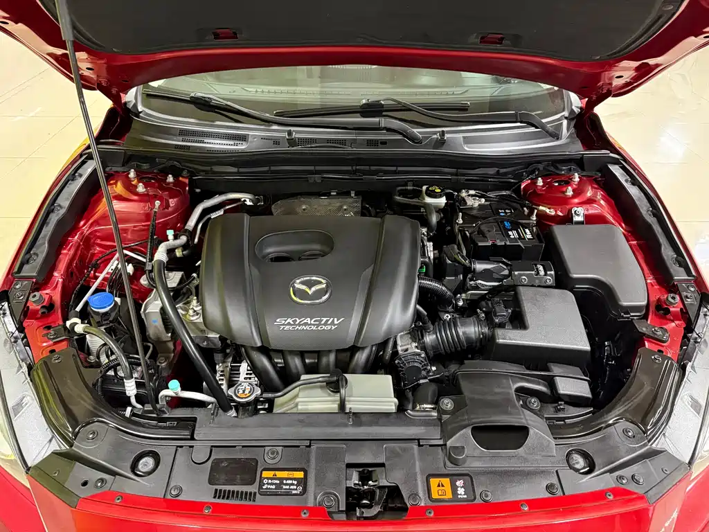 Mazda 3 Axela 2014 Sedan 1.5L Manual Comfort